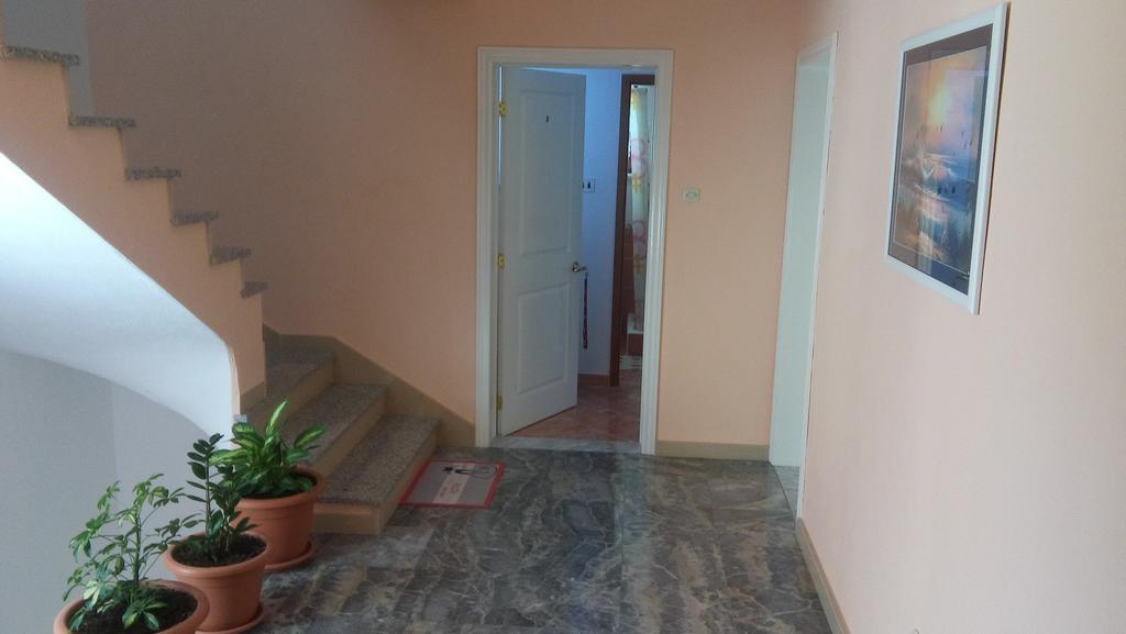 Apartments Erceg Omiš Extérieur photo