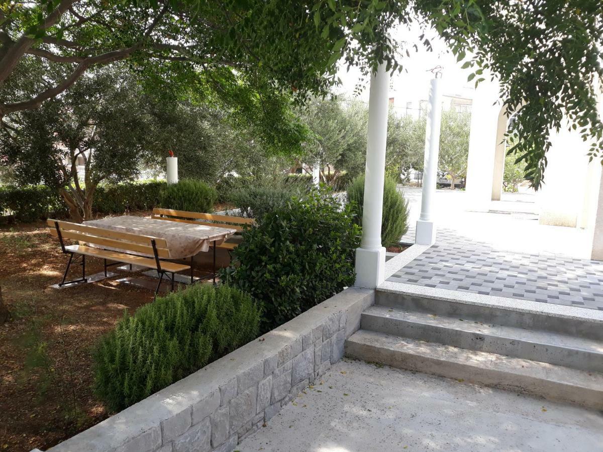 Apartments Erceg Omiš Extérieur photo